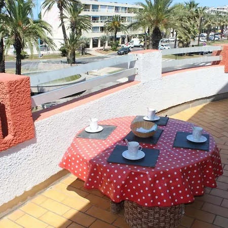 Apartment T3 Climatise Avec Parking Privatif Proche - 5psol29